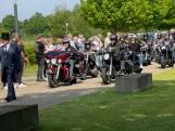 Harley Davidson Club rouwt: escorte van 46 motoren