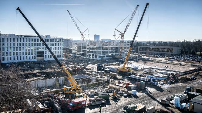 ASML groeit als kool, maar weerstand onder bewoners ook: ‘Ze denken dat ze hier de baas zijn’