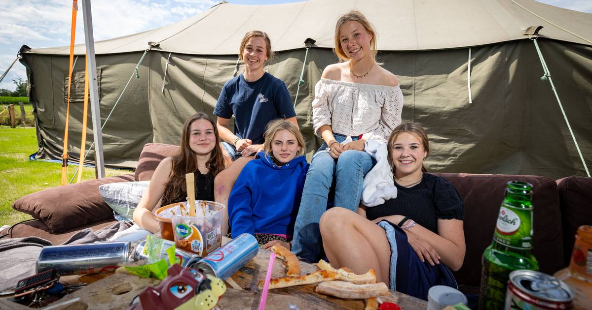 Northeast Twente Farm Camping Parties: A Fun Tradition for 14-15 Year Olds