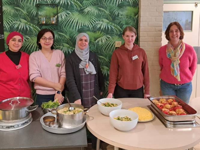 Nederlands oefenen kan in Ronse ook bij een workshop koken of volksdansen 