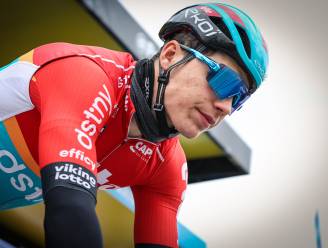 INTERVIEW. Arnaud De Lie, ‘koe-reur’ met ambitie over debuut in Monument en spurten in WorldTour: “Na de Poggio moet de tactiek helder zijn: Ewan of ik”