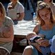 ‘We moeten van de vooroordelen af en borstvoeding weer normaal maken, ook in het openbaar’