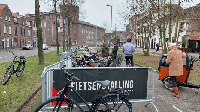 Extra fietsenstallingen Breda blijven voorlopig staan om drukte tijdens stapavonden op te vangen