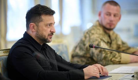 Zelensky herschikt kabinet en kondigt nieuwe politieke strategie aan