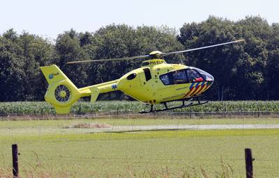 Bedrijfsongeval in Lage Mierde, persoon zou bekneld zitten