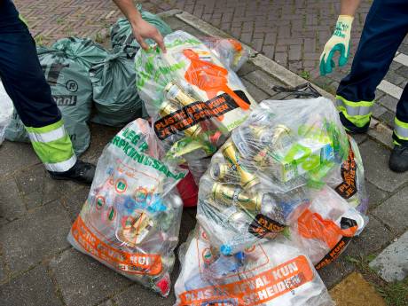 Belgische vuilniswagen komt helemaal naar Nijmegen om afval in te zamelen 