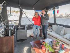 Thools zangduo Ed en Anita hoopt stemmen ‘over de brug’ te winnen voor 50PLUS