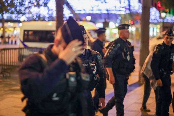 Afgelopen nacht waren opnieuw zo’n 45.000 politieagenten in Frankrijk op de been om rellen te voorkomen.
