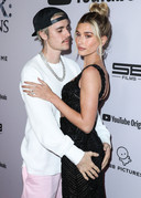 Justin Bieber en zijn vrouw Hailey.
