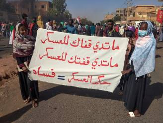 Betogers tegen staatsgreep in Soedan trotseren traangas, dodentol loopt op tot vijf