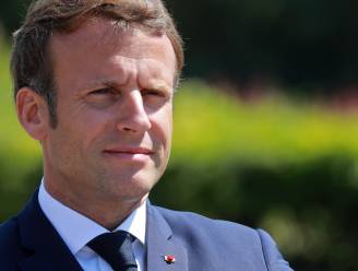 Macron lost lockdown en pleit voor nieuw economisch model: “Zodat we minder afhankelijk zijn van anderen”