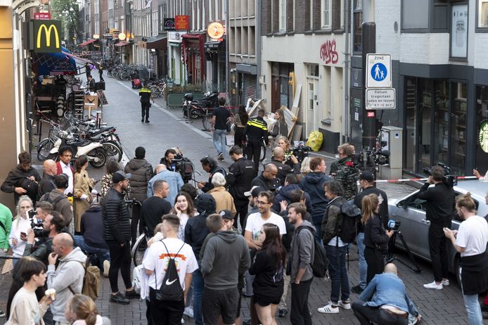 Afschuw om delen filmpjes De Vries, Halsema doet oproep ...