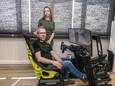 Ondernemers/eigenaars van Sim-Lab uit Tholen, Richard Schouteren en zijn vrouw Nevena Mitrovic. In acht jaar bouwden ze een miljoenenbedrijf op dat  cockpits en onderdelen voor race-simulatoren verkoopt.
