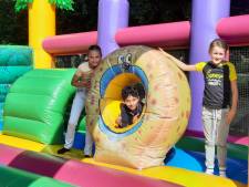 Basisschool Sterrebos viert gouden jubileum uitbundig: ‘Deze school is een begrip in Oss’ 