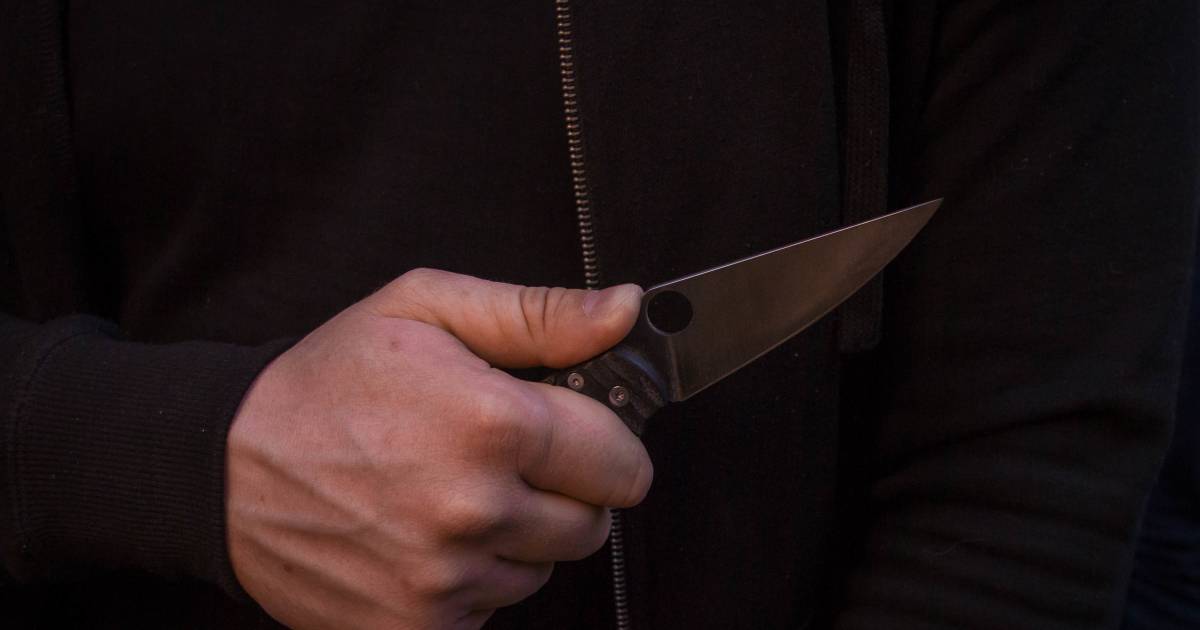 Terneuzenaar (46) aangehouden op verdenking van steekpartij.