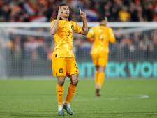 LIVE EK-kwalificatie | Oranje verdubbelt voorsprong en heeft man meer na rode kaart Gibraltar