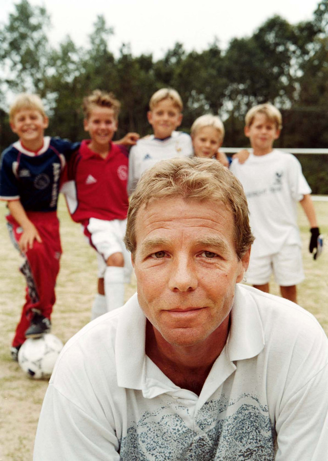 Voormalig profvoetballer en oudtrainer Boudewijn de Geer (68