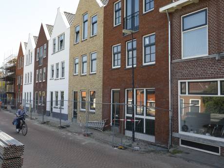 Schade aan omgeving door bouw in Maassluis is duidelijk, maar wie gaat het betalen?
