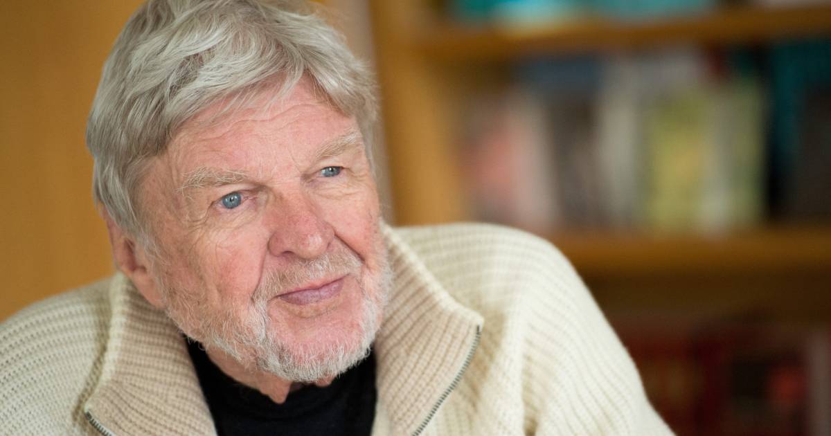 Deutscher Schauspieler und Schriftsteller Hardy Kruger (93) gestorben |  Zum Anzeigen