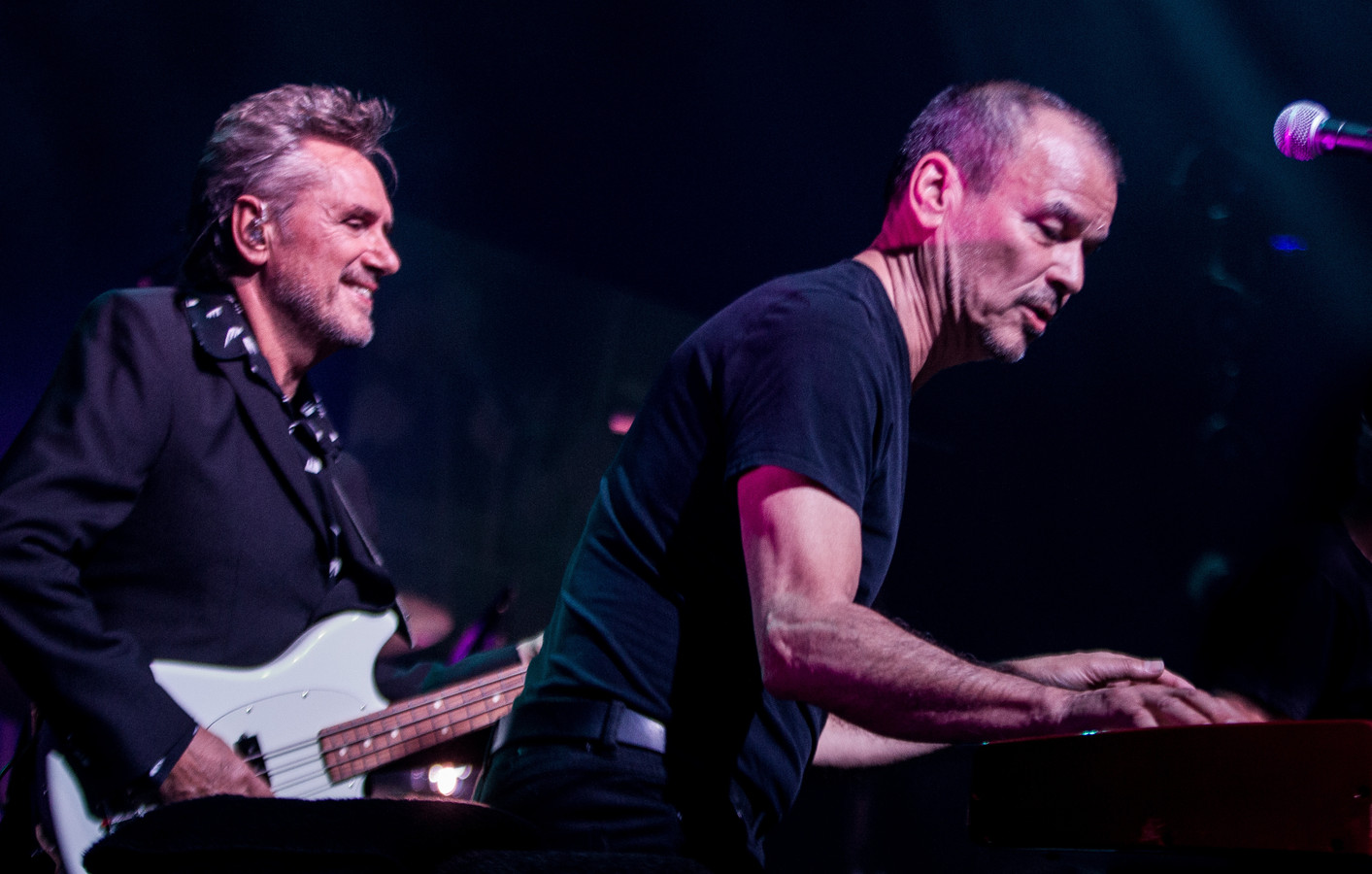 Ernst Jansz (rechts), hier samen met Doe Maar-zanger en -bassist Henny Vrienten, heeft twee nieuwe cd's afgeleverd.