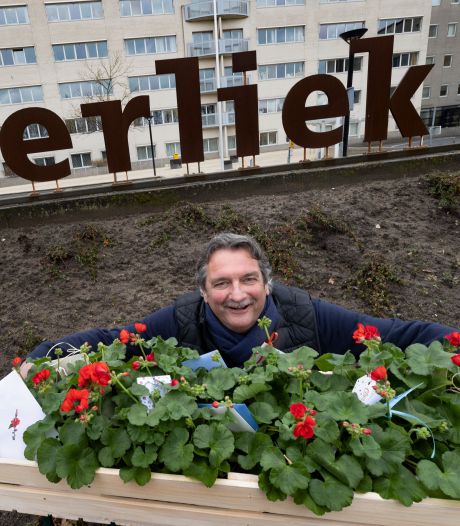 Bijna een half mensenleven het Elkerliek als tweede thuis, maar Cor gaat niet achter de geraniums zitten 
