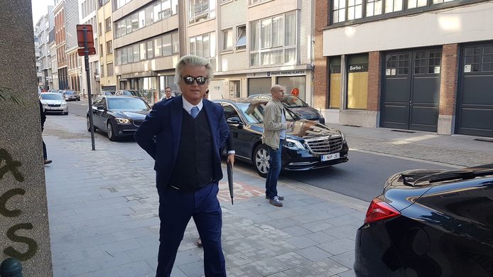 Geert Wilders arriveert in Antwerpen.