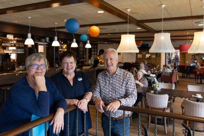 Werken bij het Alzheimer Café raakt vrijwilligers persoonlijk: ‘Wist ik dit allemaal maar toen mijn 