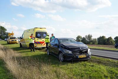 Auto’s botsen vlak voor mobiele flitser in Ellecom en veroorzaken forse vertraging