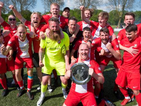Wordt jouw elftal dit weekend kampioen? Stuur een foto in van je team!