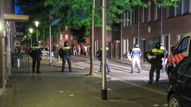 Helmond hangt vanwege rellen weer camera's op in de buurt van de Heistraat