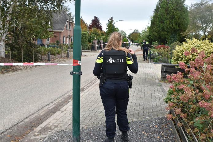 De gewonde man werd in de Wielstraat aangetroffen