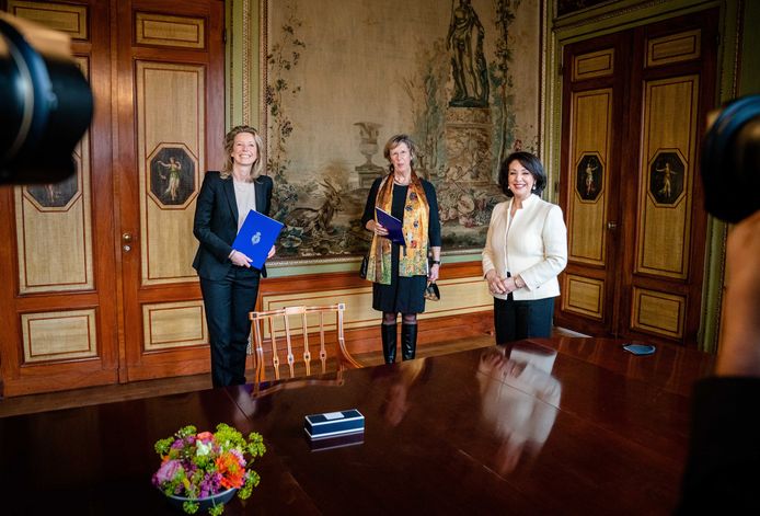 Ollongren: maandag begin verkennende gesprekken over ...