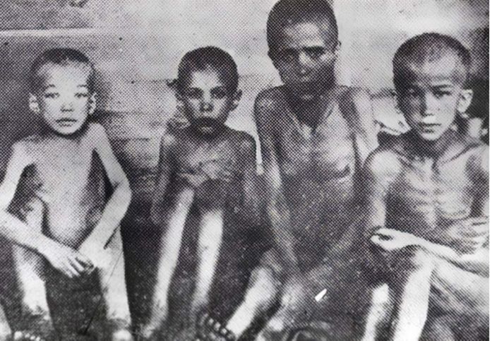 Oekraïense kinderen tijdens de hongersnood die het land in 1932-1933 trof