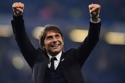 Succescoach Conte twee jaar langer bij Chelsea