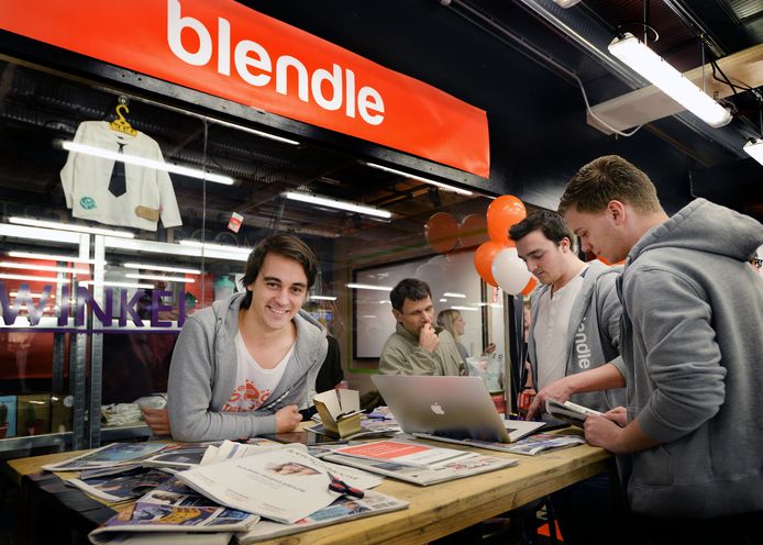 Blendle-baas Alexander Klöpping, tijdens de opening van een pop-up-store in winkelcentrum Hoog Catherijne.