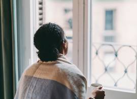 Carina (36) blijft uit medelijden bij haar gokverslaafde partner: “Hij kan niet zonder mij”