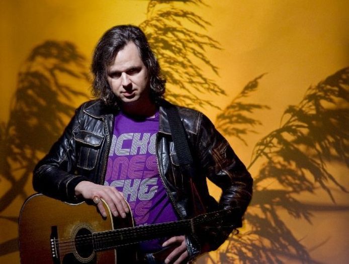 Erwin Nyhoff in The Voice of Holland Raalte destentor.nl