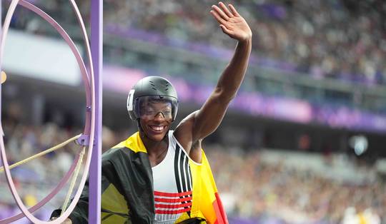 Léa Bayekula doet het opnieuw en haalt goud binnen voor België op de 400 meter in de T54-klasse