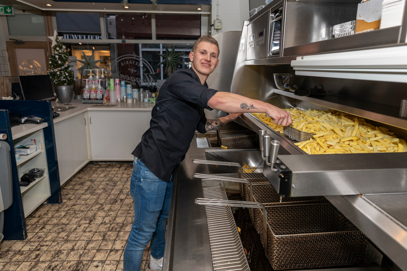 ‘Opgewonden standje’, maar Barendrecht heeft ‘patatboer’ Kevin