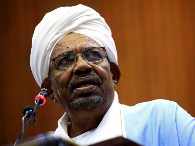 Afgezette Soedanese president Bashir aangeklaagd voor fraude