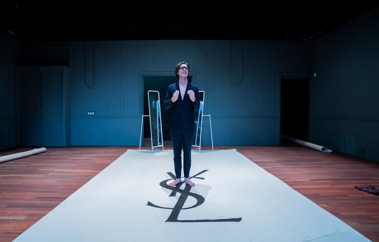 Florian Myjer in Yves Saint Laurent. Beeld Bas de Brouwer