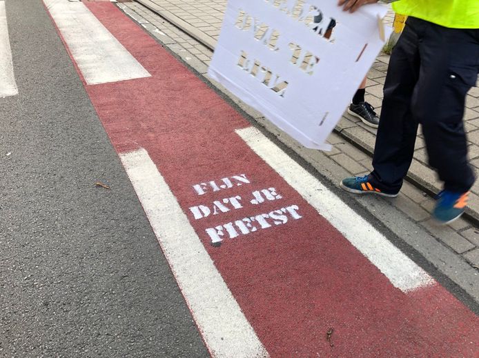 Net als in 2019 zullen er opnieuw wegmarkeringen verschijnen om de Tieltse fietsers te steunen