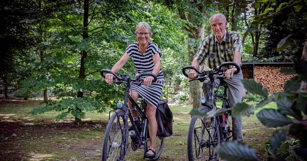 Bert (80) en Mia (79) uit Knegsel fietsten naar Santiago de Compostella: ‘Fantastisch, maar nooit me