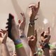 Zo overleef je komend weekend de hitte op de festivals