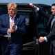 Waar wordt Trump van verdacht en hoe kwam de historische strafzaak tegen hem aan het rollen?