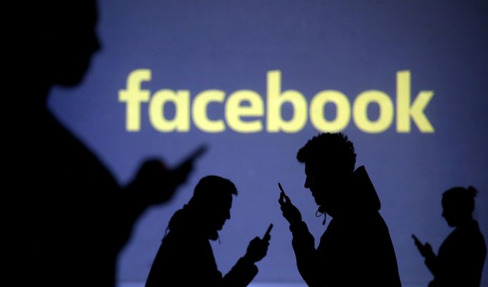 Ierland heeft een onderzoek geopend naar het veiligheidslek bij Facebook. Door dat lek konden bijna 50 miljoen accounts van Facebook-gebruikers worden overgenomen door hackers.