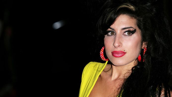 La chanteuse britannique Amy Winehouse a été découverte morte à son domicile londonien peu après 16 heures locales.