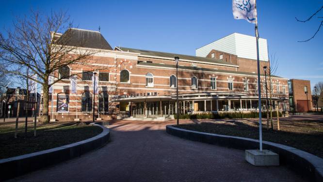 Afscheidsmusical niet in de schoolaula? Dan maar in de grote zaal van Kunstmin