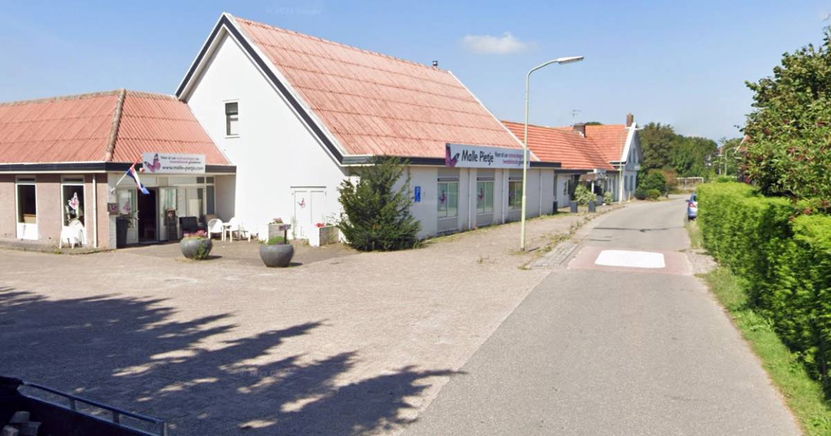 Geen sloopvergunning voor De Rietpluim, evangelist Tom de Wal moet eerst extra informatie aanleveren