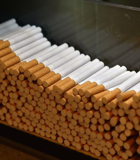 Douane onderschept bijna 10 miljoen illegale sigaretten op A58 bij Wouw